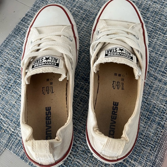 FIRM PRICE Converse white slip on sneakers size 7 - Picture 5 of 8